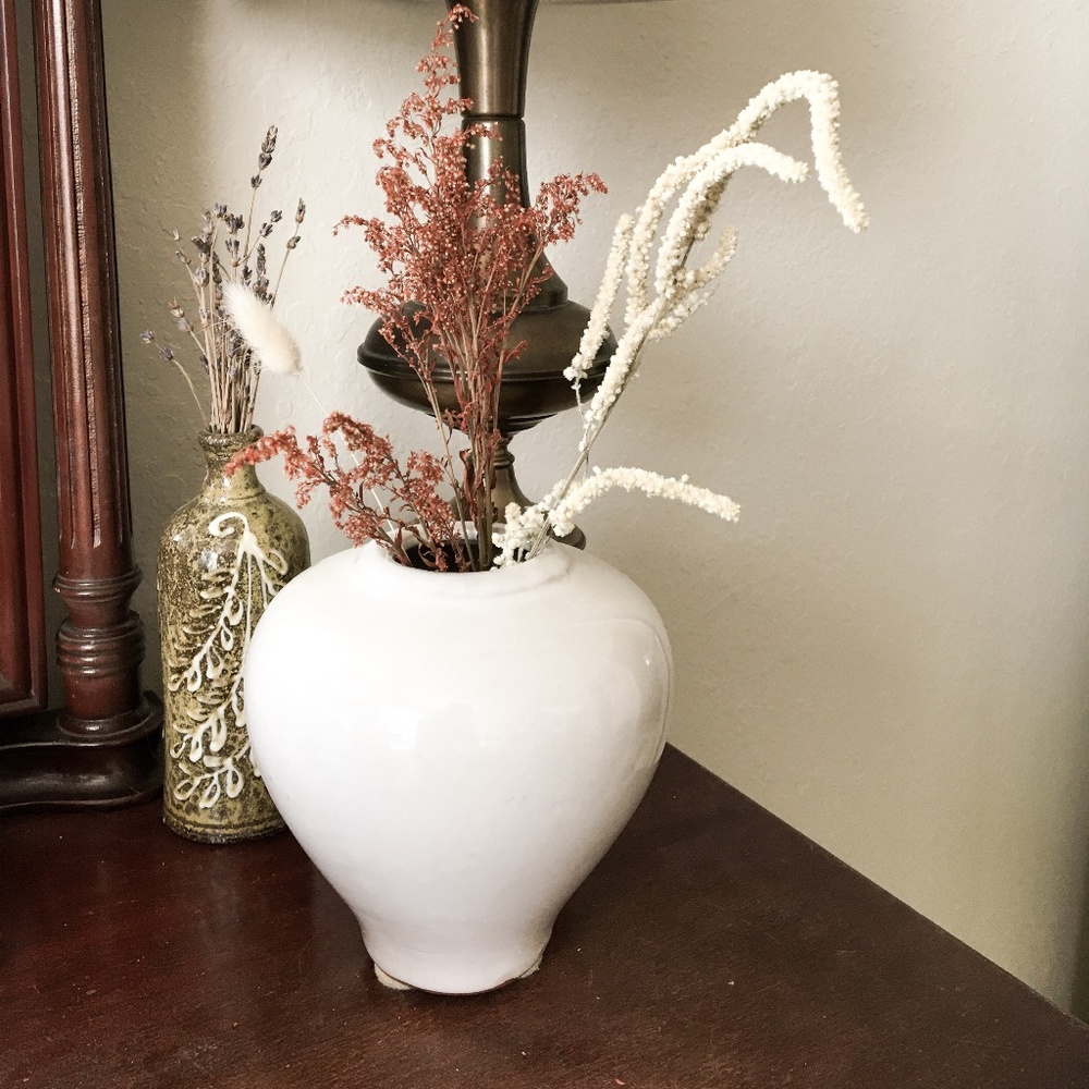 Cream boho vase with lid